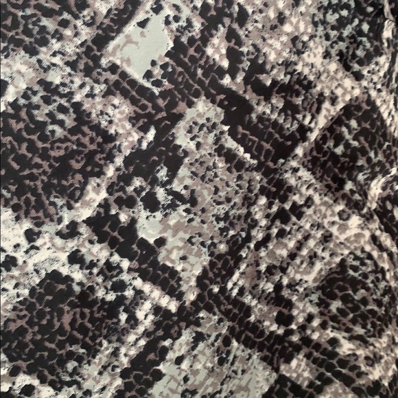 Plus Snake Print Tunic - Picture 5 of 8